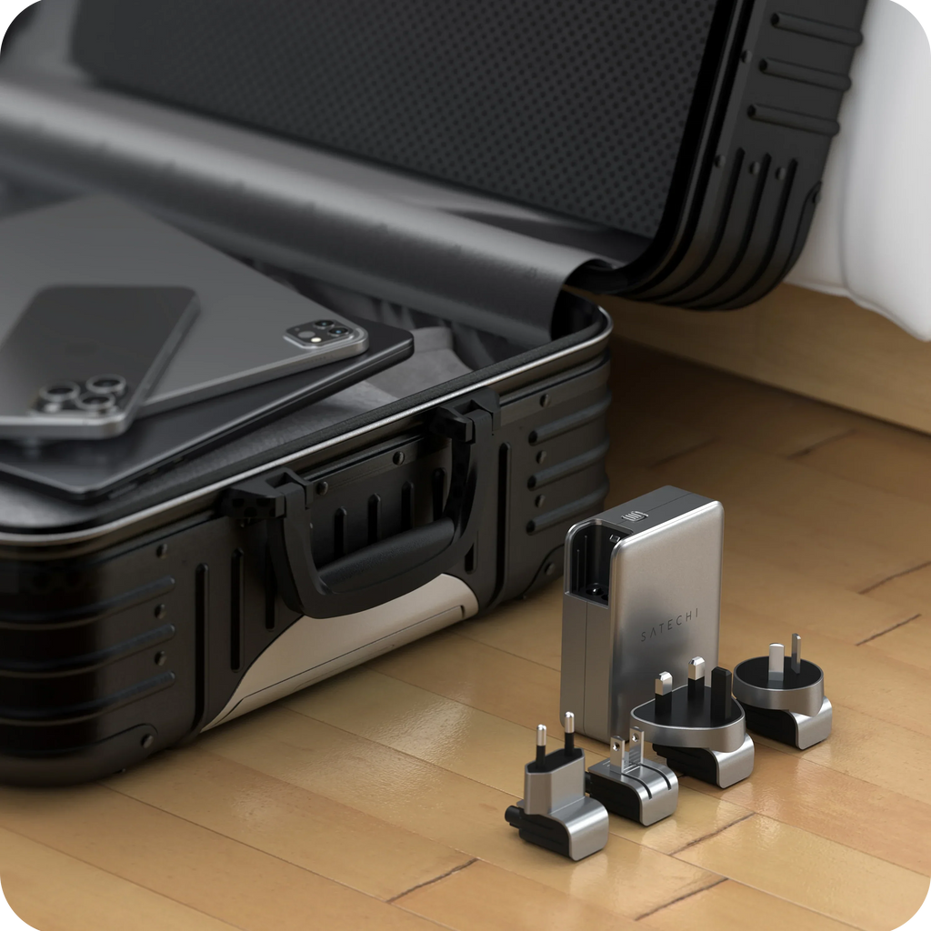 Satechi 145W USB-C 4-PORT Travel Charger